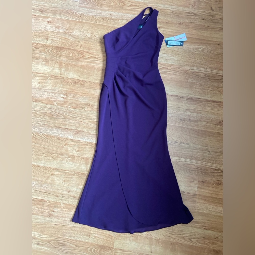 Betsy & Adam Purple Formal Gown Evening Dress Petite 4P New with tags